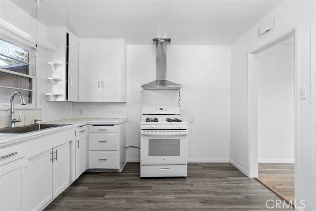 Building Photo - 735 Michigan Ave