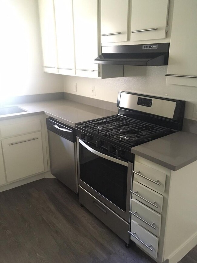 Photo - 6545 Hazeltine Ave. Van Nuys, CA.