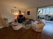 Photo - 1541 Hayworth Ave Unit 102