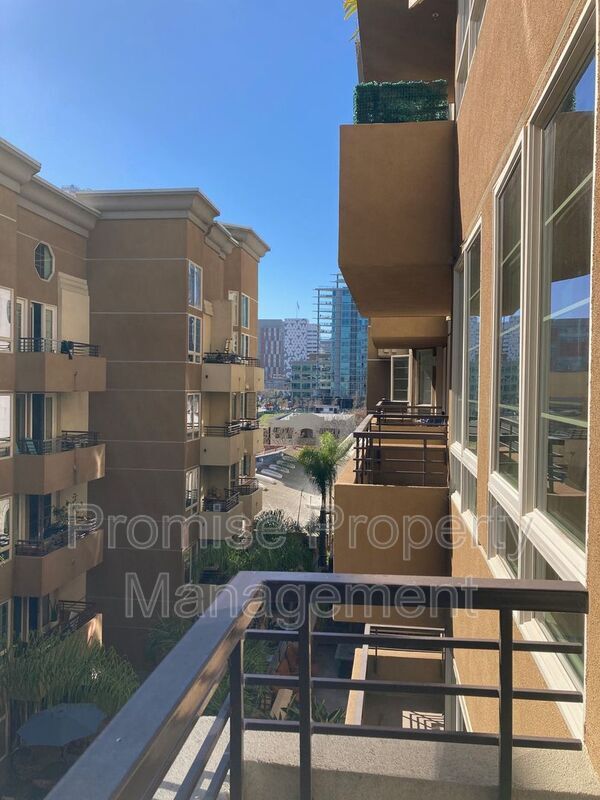 Photo - 1465 C St Unit #3415