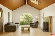 Photo - 407 W Rustic Rd House