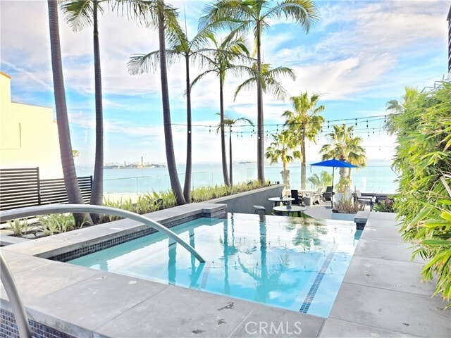 Building Photo - 25 S 15th Pl