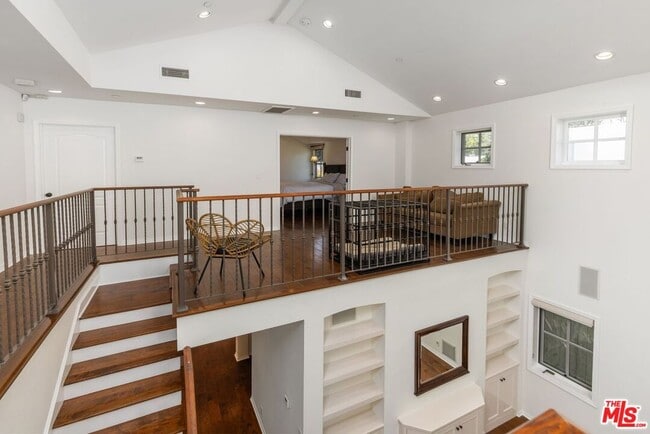 Photo - 1024 25th St