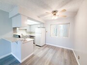 Photo - 900 Kincaid Ave