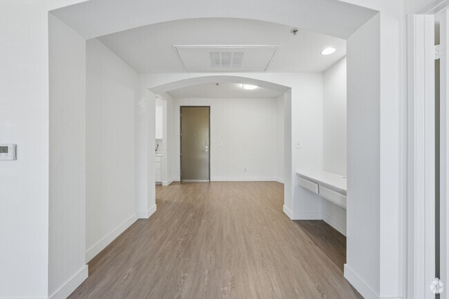 2BR, 2BA - 1090SF - Dining Room - Northpoint Apartments at CSUN