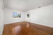 Photo - 4551 Maris Ave