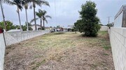 Photo - 10503 Newville Ave