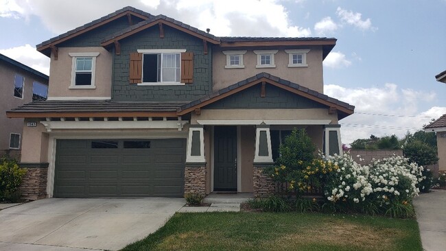 Building Photo - 1343 Estel Dr