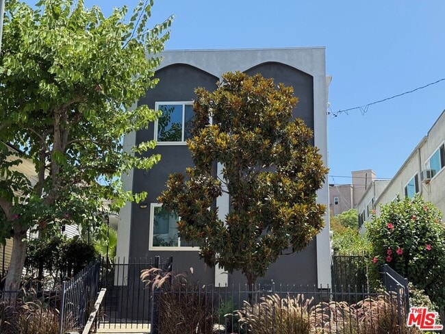 Photo - 648 N Grand Ave Apartment Unit 650