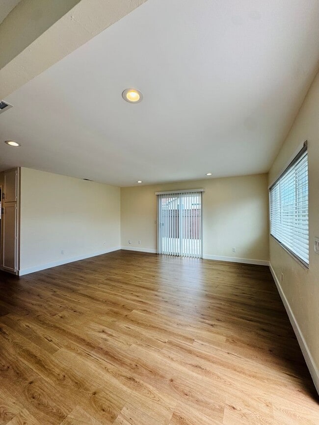 Photo - 1169-1175 Florida Street Unit 1171