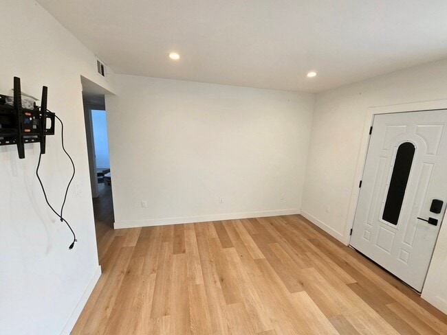 Photo - 14929 Titus St Unit a