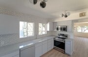 Photo - 111 W 48th St