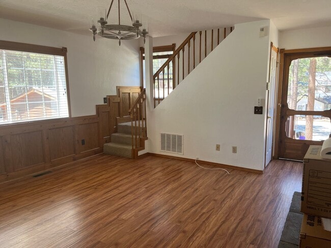 Photo - Beautiful 2 Bedroom 2 Bathroom in Big Bear City with Large Backyard
