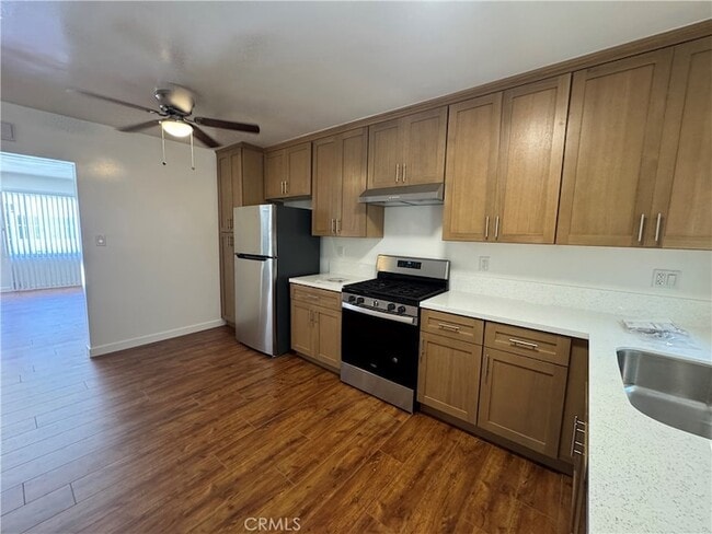 Building Photo - 15226 Normandie Ave Unit B