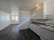 Photo - 250 Juniper St Apartment Unit B