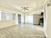 Photo - 8701 S Figueroa St Unit 203