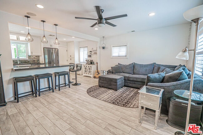 Photo - 7044 Garden Grove Ave