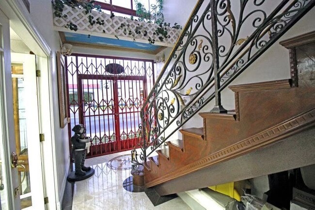 Photo - 7920 Orangethorpe Ave