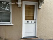 Photo - 2510 Toberman St
