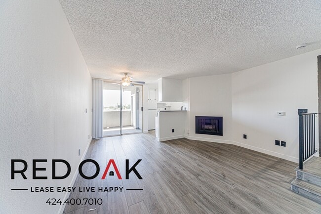 Building Photo - 8309 Cedros Ave