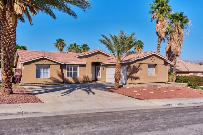 Photo - 79830 Dandelion Dr House