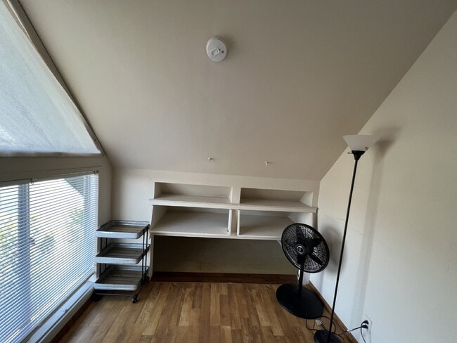 Photo - Private Furnished Bedroom for Rent – Near SDSU

Comfortable and fully furnished private bedroom a... Unit Room 5