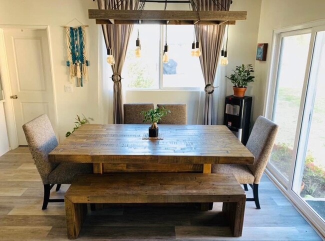 Photo - 44127 Chaparral Dr