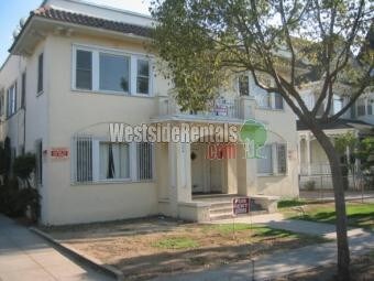 Photo - 1156 W 27th St Apartment Unit B