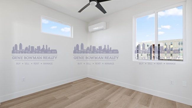 Photo - 6742 Waterman Ct