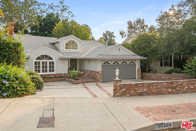 Photo - 10384 Northvale Rd
