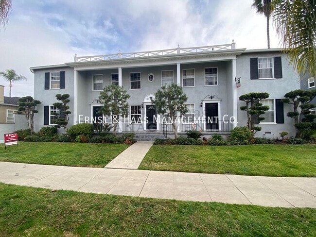 Building Photo - 5329 E The Toledo Unit A