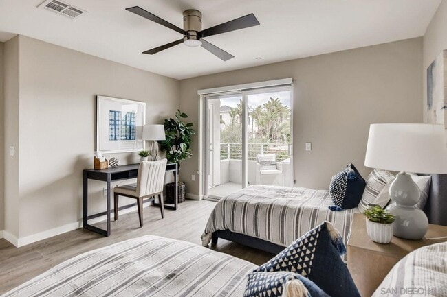 Photo - 3909 Voltaire St Unit 311