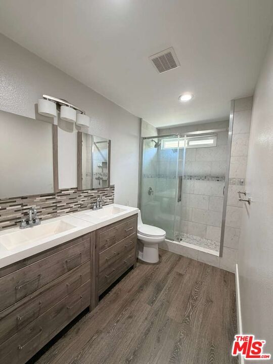 Photo - 4001 W 165th St Unit C