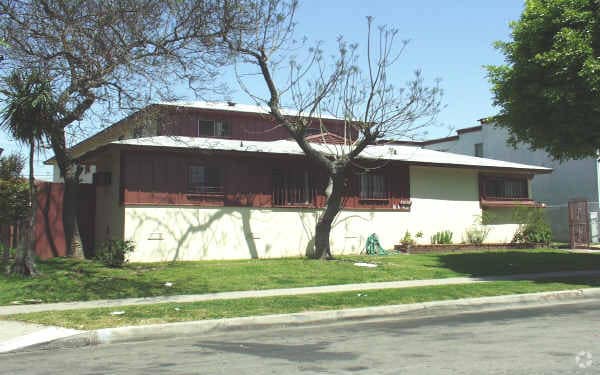 Photo - 10107 England Ave Apartments