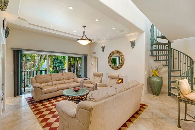 Photo - 262 Por La Mar Cir