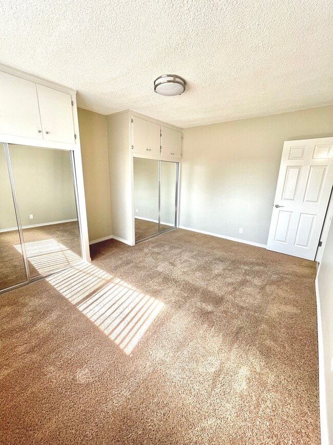 2x1 Bedroom Example - Le Chateau Apartments