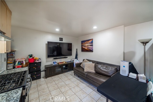 Photo - 4844 Bluebell Ave