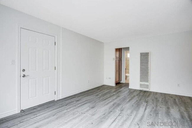 Photo - 4737 34th St Unit 7