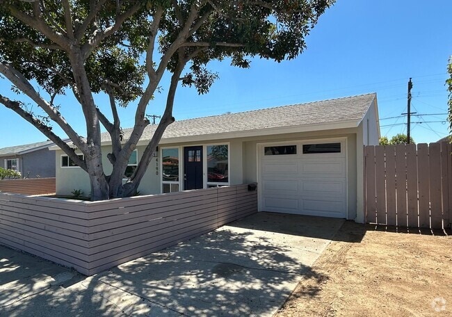 Building Photo - Newly remodeled 3 Bedroom 1 Bath House