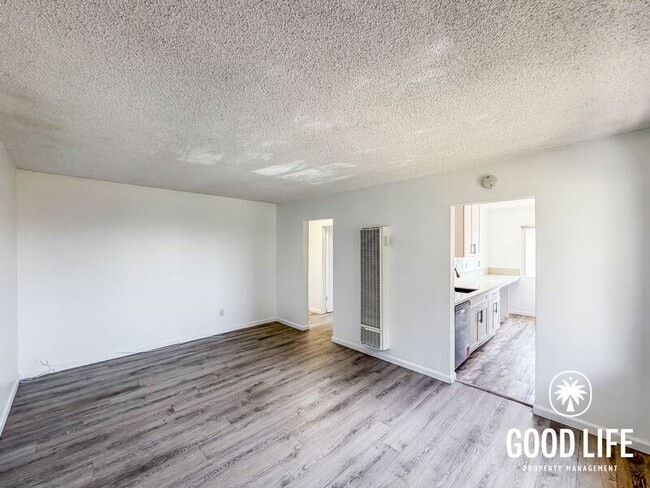 Photo - 5607 Mildred St