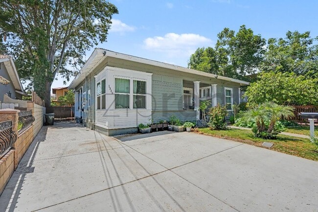 Building Photo - Unit 1333