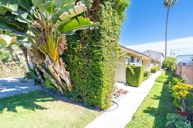 Photo - 6134 Hazelhurst Pl