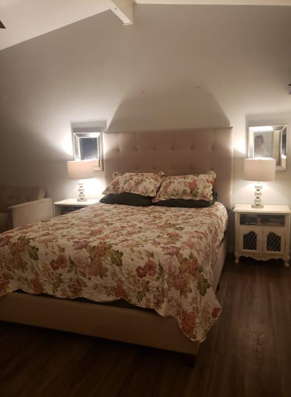 Photo - 9920 Mollyknoll Ave