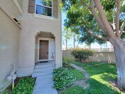 Photo - End unit 4 Bedroom House Available Now in ...