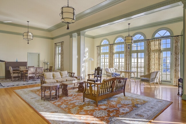 Photo - 315 W 3rd St Unit 1006
