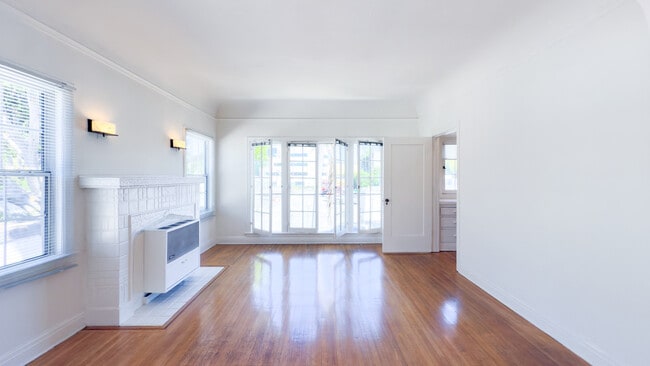 Photo - 649 N Irving Blvd Apartment Unit 1/2