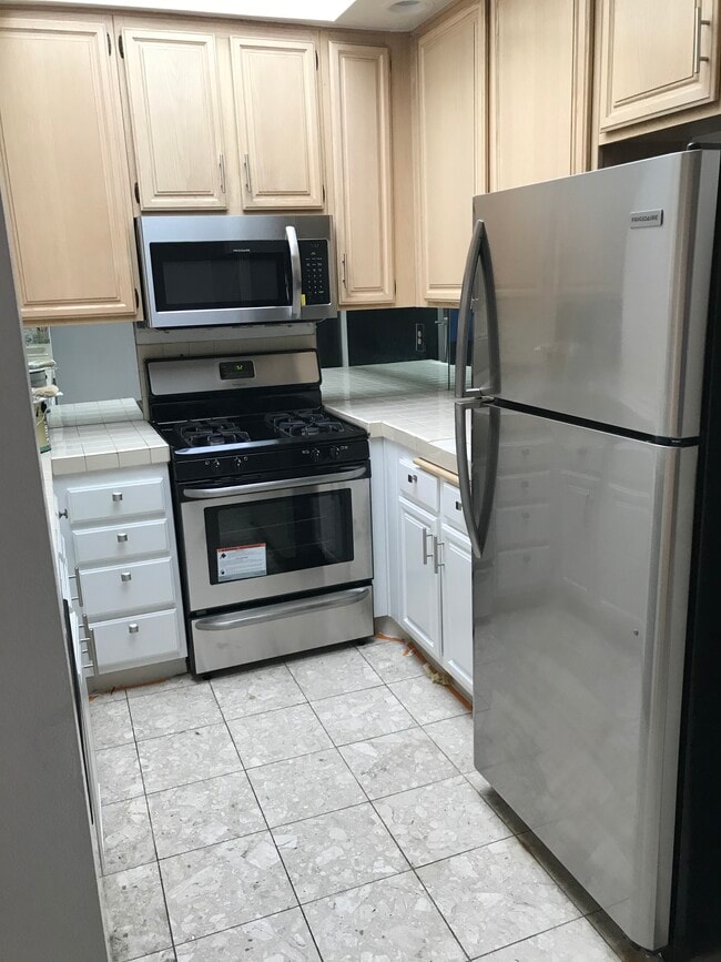 Photo - 316 N Oakhurst Dr