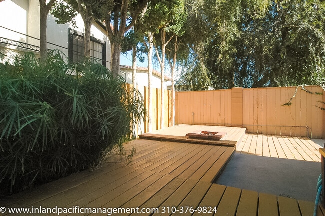 Photo - Private Rear Corner Townhome with Patio an...