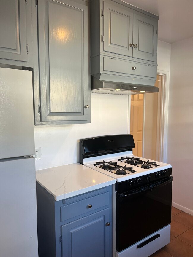 Photo - 11247 Camarillo St Unit 11247