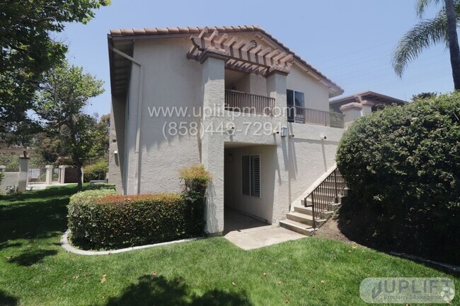 Building Photo - 1 Bed, 1 Bath Condo Near Shopping and Dini...